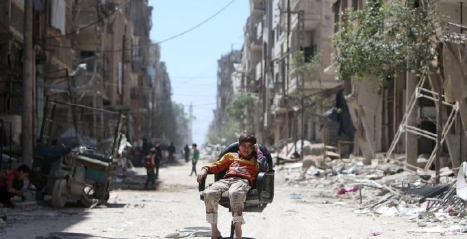 Alman hükümetinden Esad'a sert eleştiri: Seyirci kalamayız