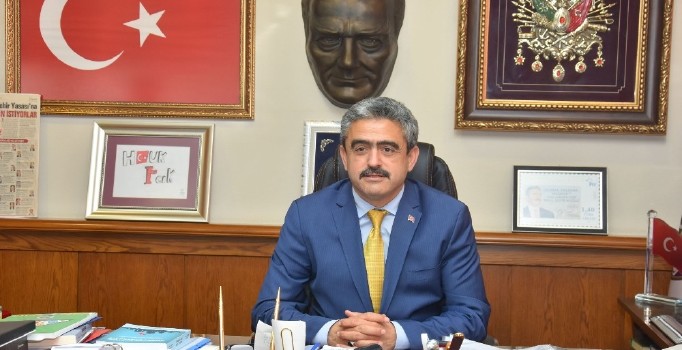 Başkan Alıcık tüm İslam aleminin Berat Kandili’ni kutladı