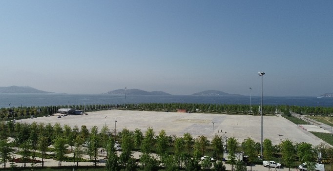 Maltepe miting alanındaki 1 Mayıs çalışmaları havadan görüntülendi