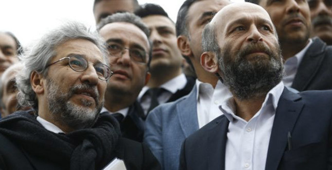 Can Dündar ve Erdem Gül'ün davası 1 Nisan'a ertelendi