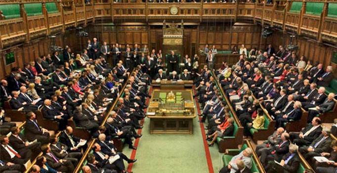 İsrail 3 Filistin milletvekilinin kimliklerini iptal etti