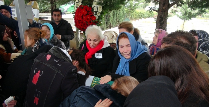 Mezdeke dansçısı Aynur Kanbur son yolculuğuna uğurlandı