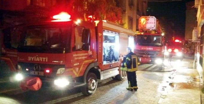 Manisa'da korkutan yangın 