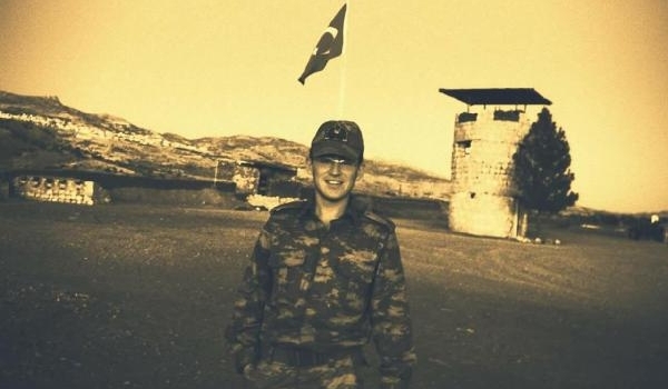 Kuzey Irak'ta IŞİD'in şehit ettiği  İsmail Cengiz Cazgır'ın acı haberi İzmir Karşıyaka'ya düştü