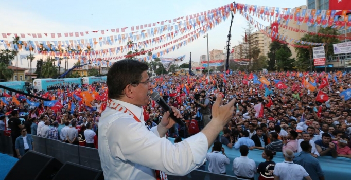 Başbakan Davutoğlu: Biz notere değil millete gideriz