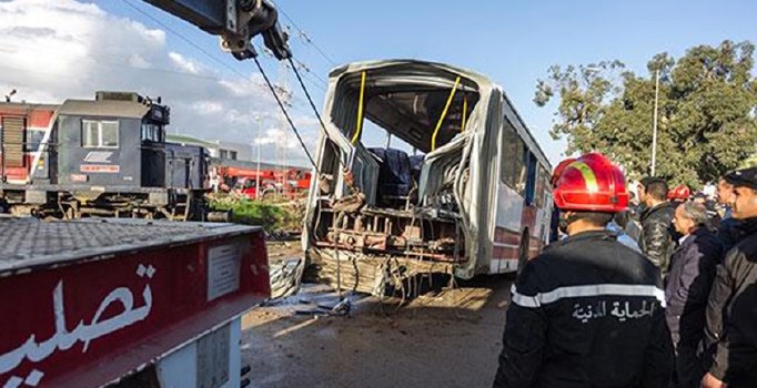 Tunus’ta iki tren çarpıştı: 1 ölü, 60 yaralı
