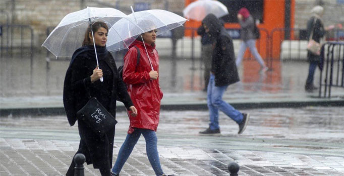 Meteoroloji'den İstanbul'a yağış uyarısı