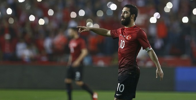 Taraftarlar A Milli Takım formalarına büyük ilgi gösterdi