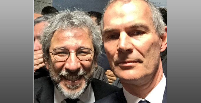 AB'den Can Dündar davasını izleyen konsoloslarla ilgili açıklama