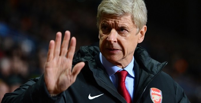 Arsenal Menajeri Arsene Wenger gelecek sezon da takımın başında olacağını söyledi