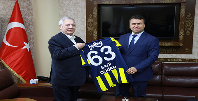 Aziz Yıldırım, Şanlıurfa’da ziyaretlerde bulundu