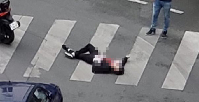 Son Dakika! Fransa'da bıçaklı saldırı: Ölü ve yaralılar var