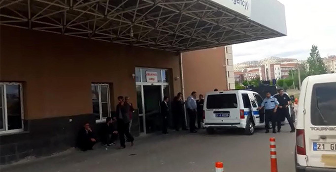 Son Dakika! Diyarbakır'da arazi çatıştı: 5 ölü, 2 yaralı