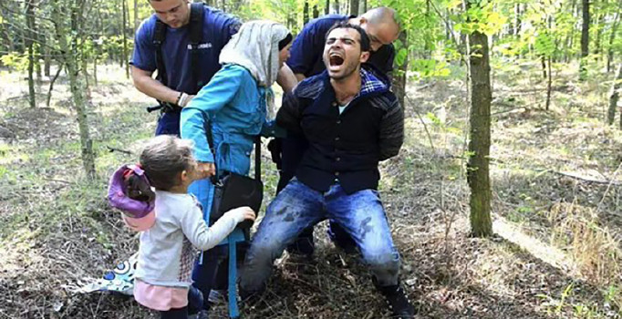 Türkiye ile AB arasında mülteci anlaşması yarın yürürlüğe giriyor