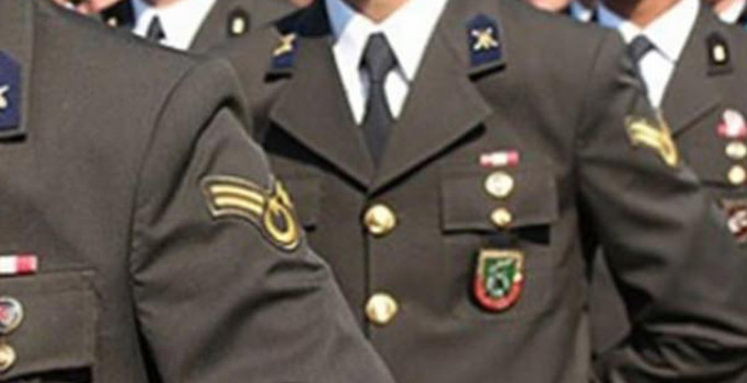 Muvazzaf astsubaya FETÖ'den gözaltı