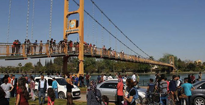 Yüzme bilmeyen Suriyeli bir kişi Adana'da nehirde boğuldu