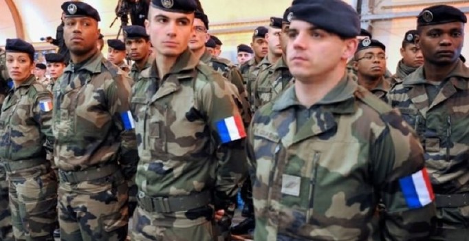 Son dakika! Esad Fransız askerlerini alıkoydu