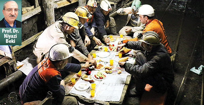 Prof. Dr. Niyazi Beki yazdı: En verimli tarla Ramazan