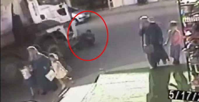 Hafriyat kamyonu dehşeti kamerada: 1 ölü