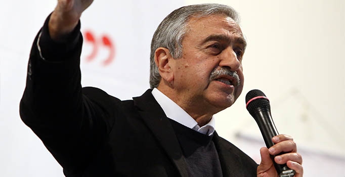 Kıbrıs'ta beklenen görüşme bugün