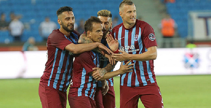 8 yıl aradan sonra golle tanıştı