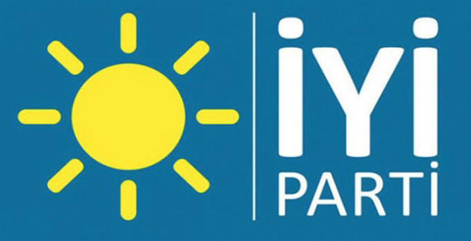 İYİ Parti'nin 2 kurucusu istifa etti