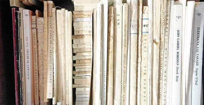 Ankara sahaflarında mühürlü kitap avı