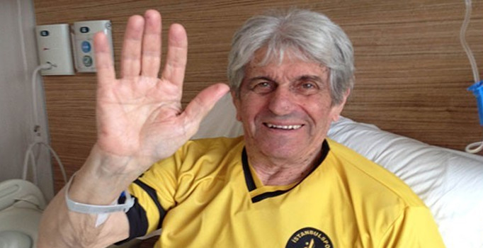 İstanbulspor’un efsane futbolcusu Kostas Kasapoğlu yaşamını yitirdi