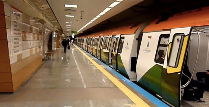 Kadir Topbaş müjdeyi verdi: İstanbul'a 8 metro hattı daha geliyor