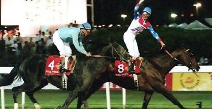 AYYD Başkanı Reşat Köstem dünyanın en iyi at yarışlarından olan Dubai World Cup'ı değerlendirdi