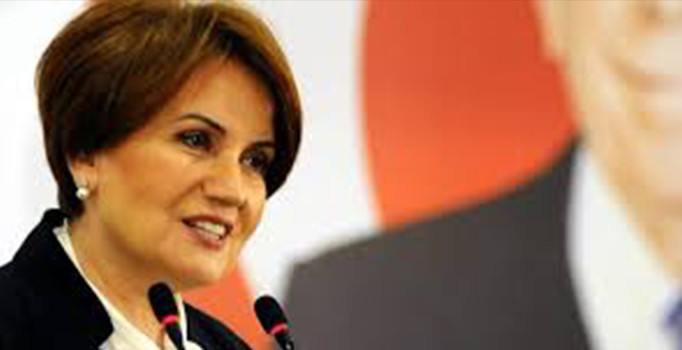 Akşener: MHP’nin iç işi olduğunu düşündüğümüz kurultayı anlaşıldı ki Türkiye'nin en önemli meselesi