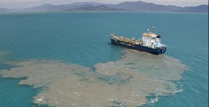Denizi kirleten gemilere ceza yağdı