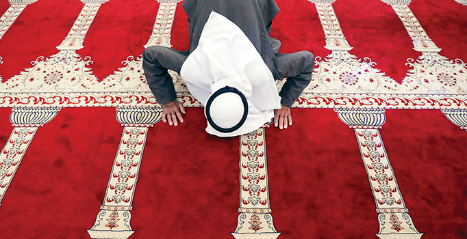 Prof.Dr. Niyazi Beki yazdı: Allah rızası varsa müspet hareket şart