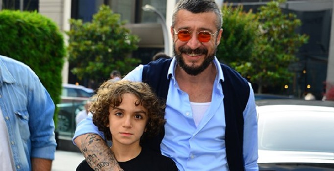 Tümer Metin'in dikkat çeken tarzı