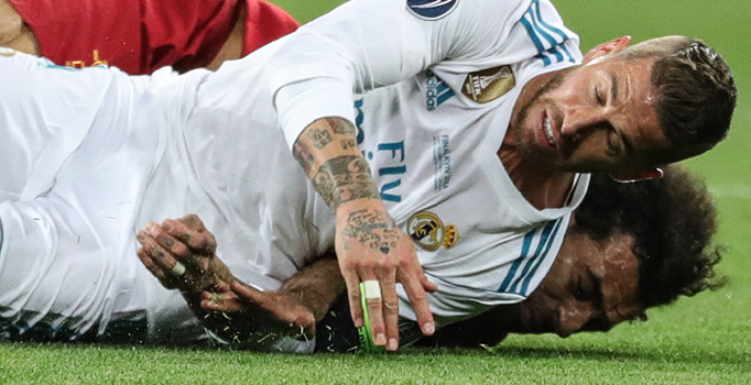 Mohammed Salah'ı sakatladığı pozisyonla ilgili konuştu