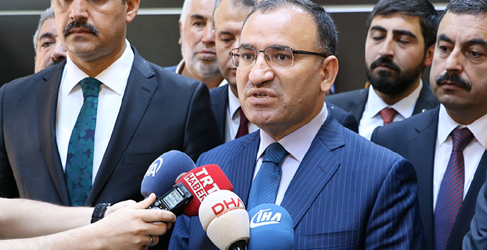 Bozdağ: Muhalefet medyanın sesini kısıyor