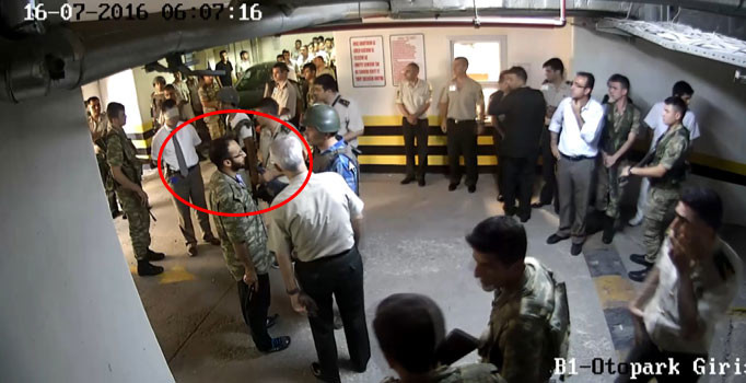 Silahlı 'imam'lar Jandarma'da: 15 Temmuz'dan yeni görüntüler