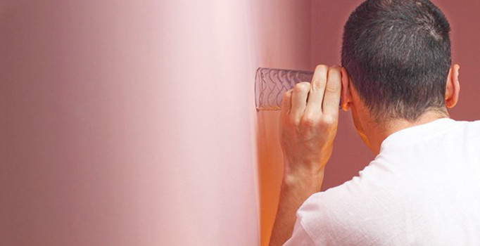 Eve dinleme cihazı yerleştiren koca ‘ağır kusurlu’ bulundu