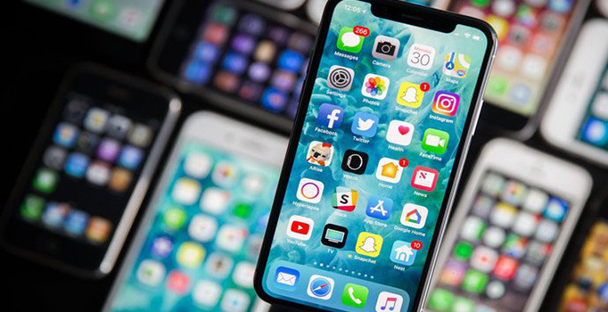 Apple'dan devrim gibi karar! OLED ekrana geçiyor