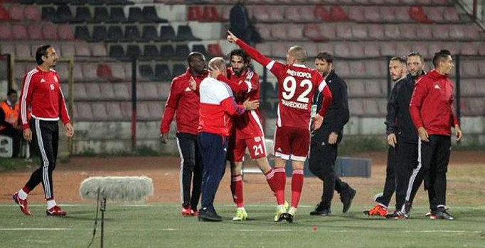 Sivasspor'da galibiyet sevinci yaşanıyor