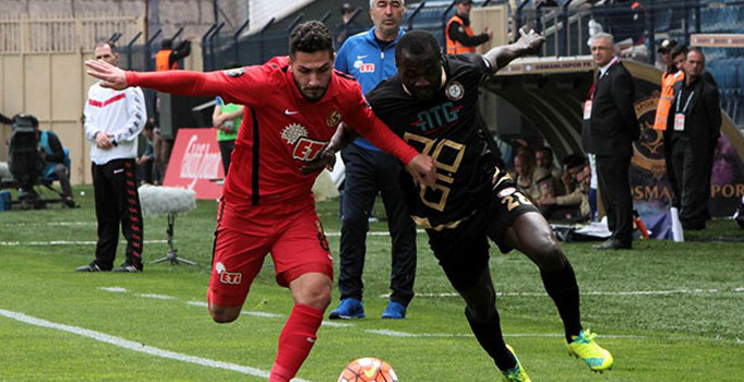 Süper Lig'de Osmanlıspor ile Eskişehirspor 0-0 berabere kaldı