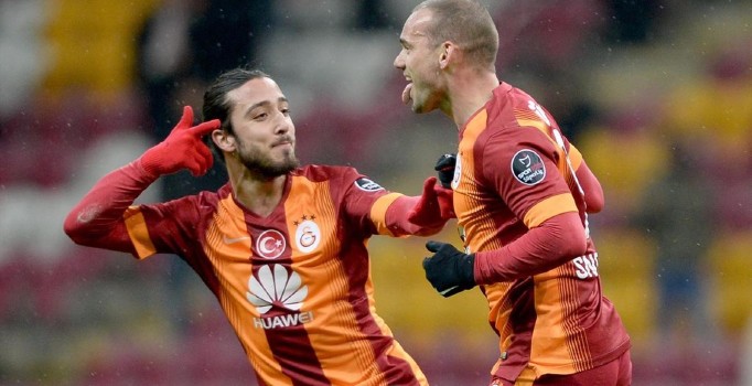 Eskişehirspor eski oyuncusu Tarık Çamdal’ı Galatasaray’dan kiraladı