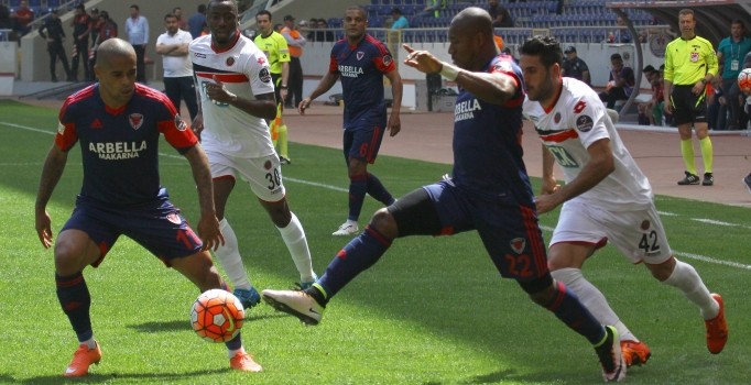 Gençlerbirliği deplasmanda Mersin İdman Yurdu'nu 3-1 yendi