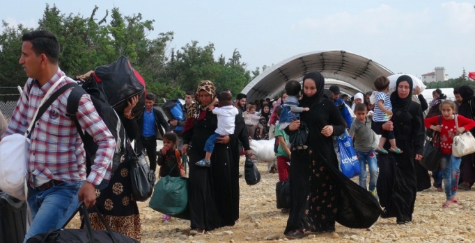 18 bin Suriyeli bayram için ülkesine geçti