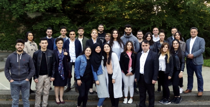 Almanya'daki iki dilli sınıf projesi meyvelerini verdi