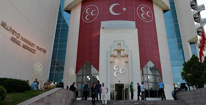 MHP'de sancılı kurultay süreci: Siyasette yargı kararıyla üçüncü kurultay çağrısı