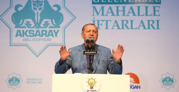 Cumhurbaşkanı Erdoğan: Biz teröristlerin apoletlerini söktük