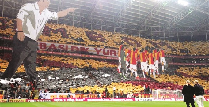 Galatasaray-Fenerbahçe maçını ünlü isimler yorumladı: Derbinin tadı kaçtı