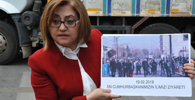 Fatma Şahin'den Akşener’e fotoğraflı cevap