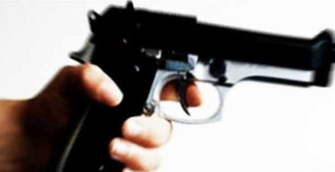 Adana'nın Karataş ilçesinde silahlı kavga: 2 ölü, 2 yaralı